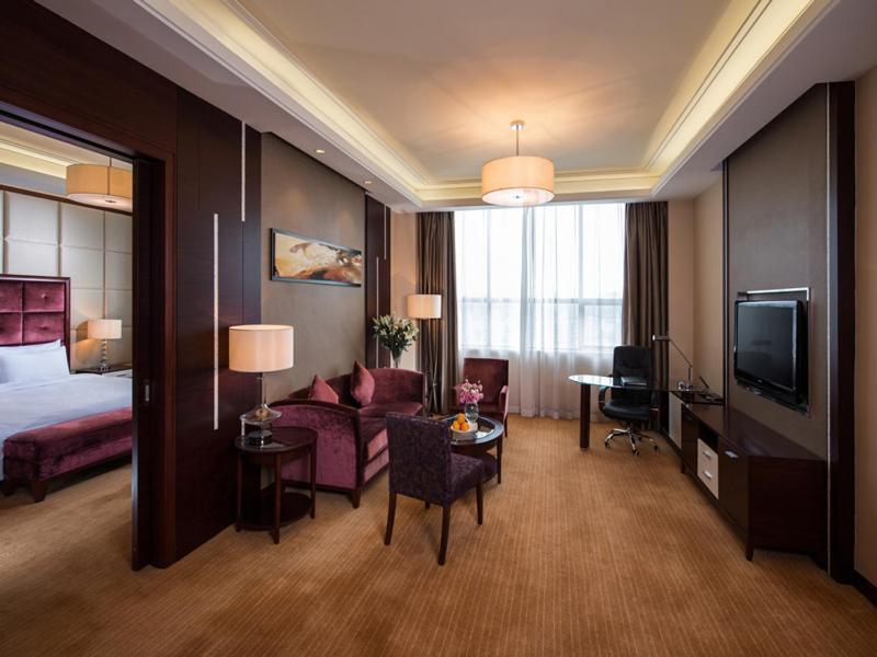 Vienna Hotel Shenzhen Exibition Center Экстерьер фото