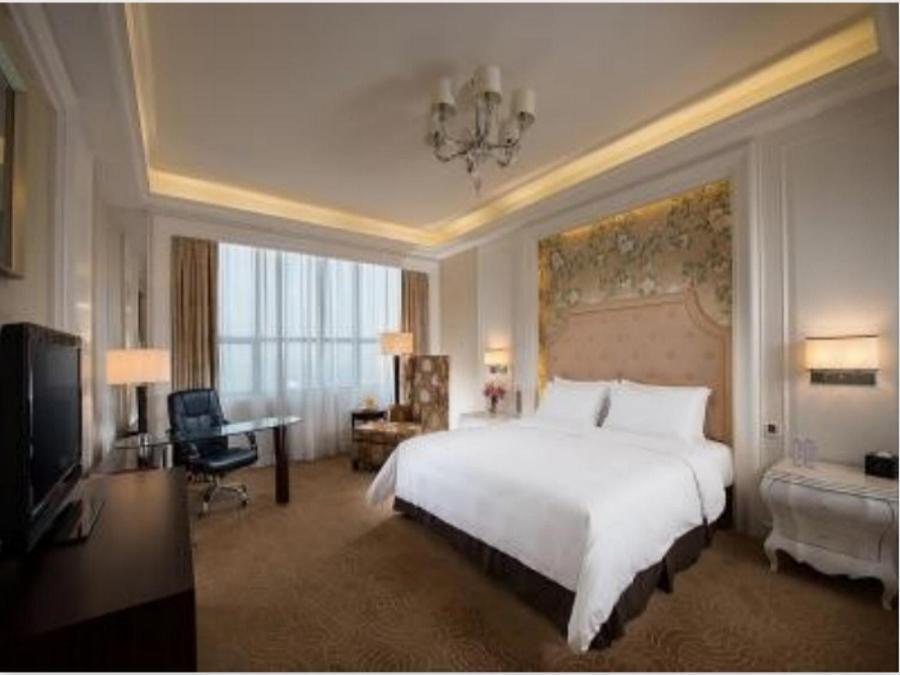 Vienna Hotel Shenzhen Exibition Center Экстерьер фото