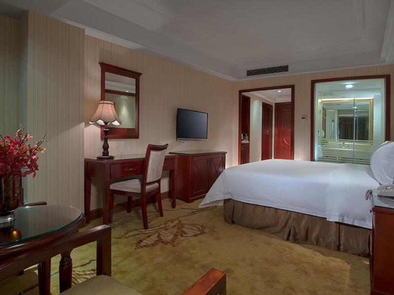 Vienna Hotel Shenzhen Exibition Center Экстерьер фото